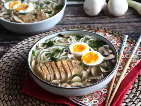 Recept Kurací ramen: jednoduchá verzia tohto kultového ázijského jedla!