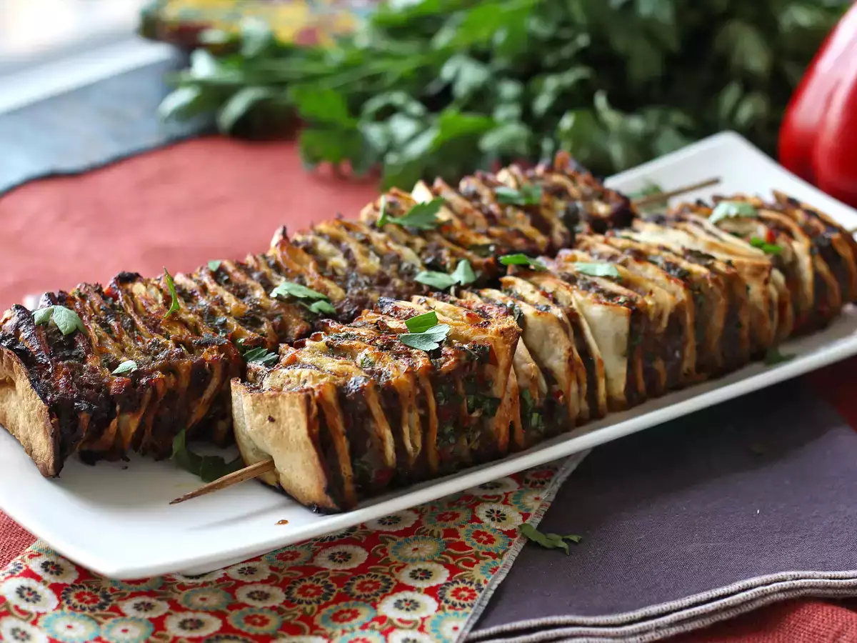 Lavash kebab s tortillami, slávny jednoduchý kebab pečený v rúre! - foto 3