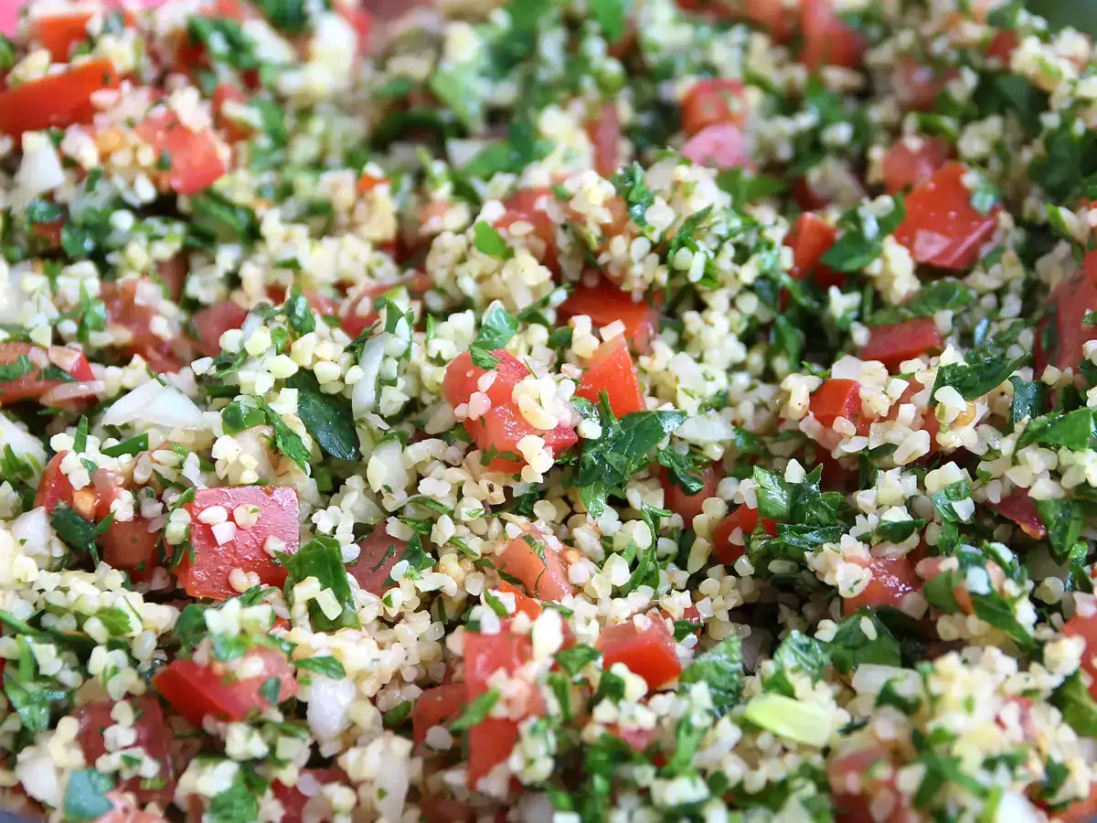Libanonský tabbouleh, voňavý a čerstvý, ako ho máme radi - foto 4