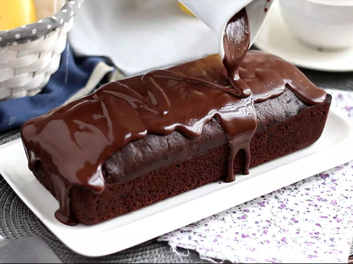 Majonézový a čokoládový piškótový koláč - foto 7