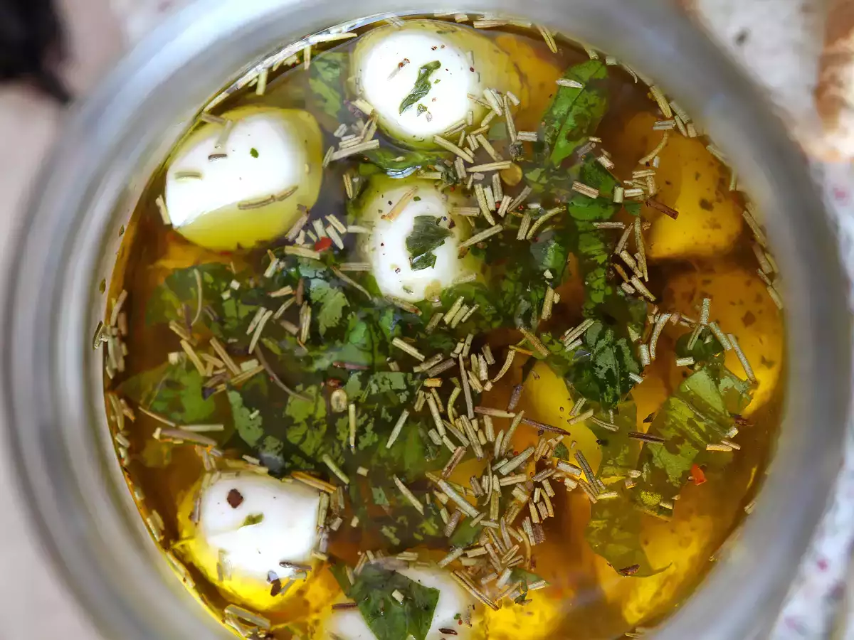 Marinované mozzarellové guľôčky na aperitív alebo šalát! - foto 4
