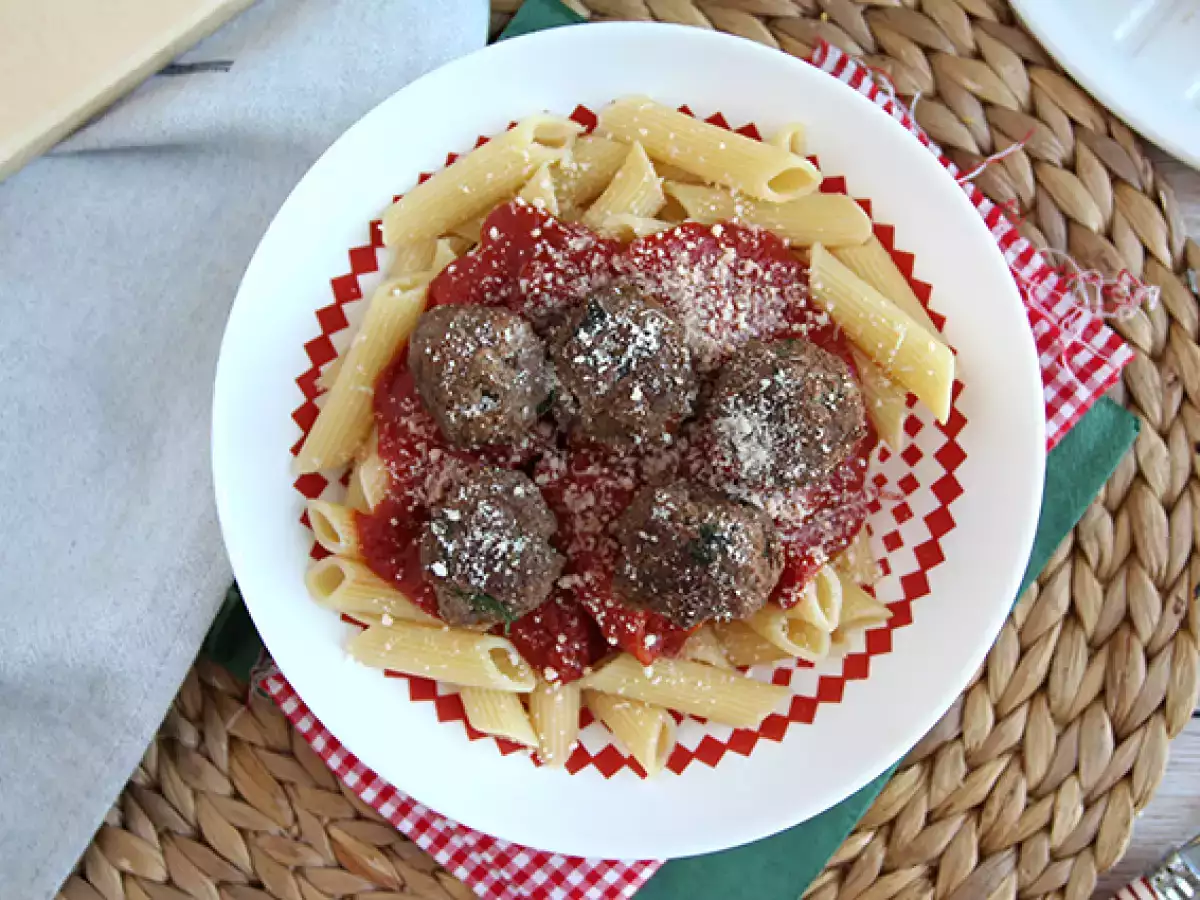 Mäsové guľky z hovädzieho mäsa a parmezánu - foto 2