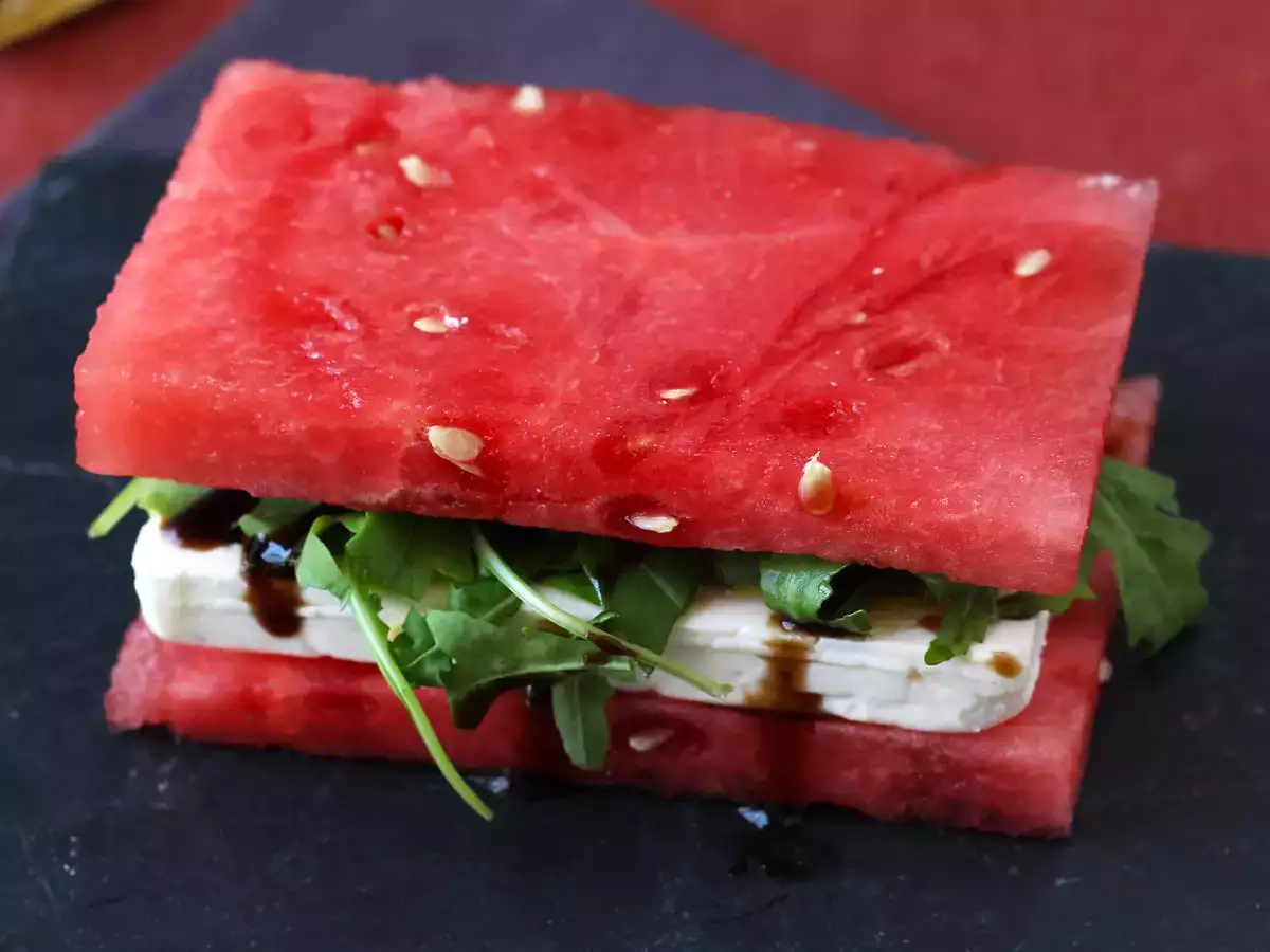 Melónový sendvič s raketou, najčerstvejší virálny recept na leto!