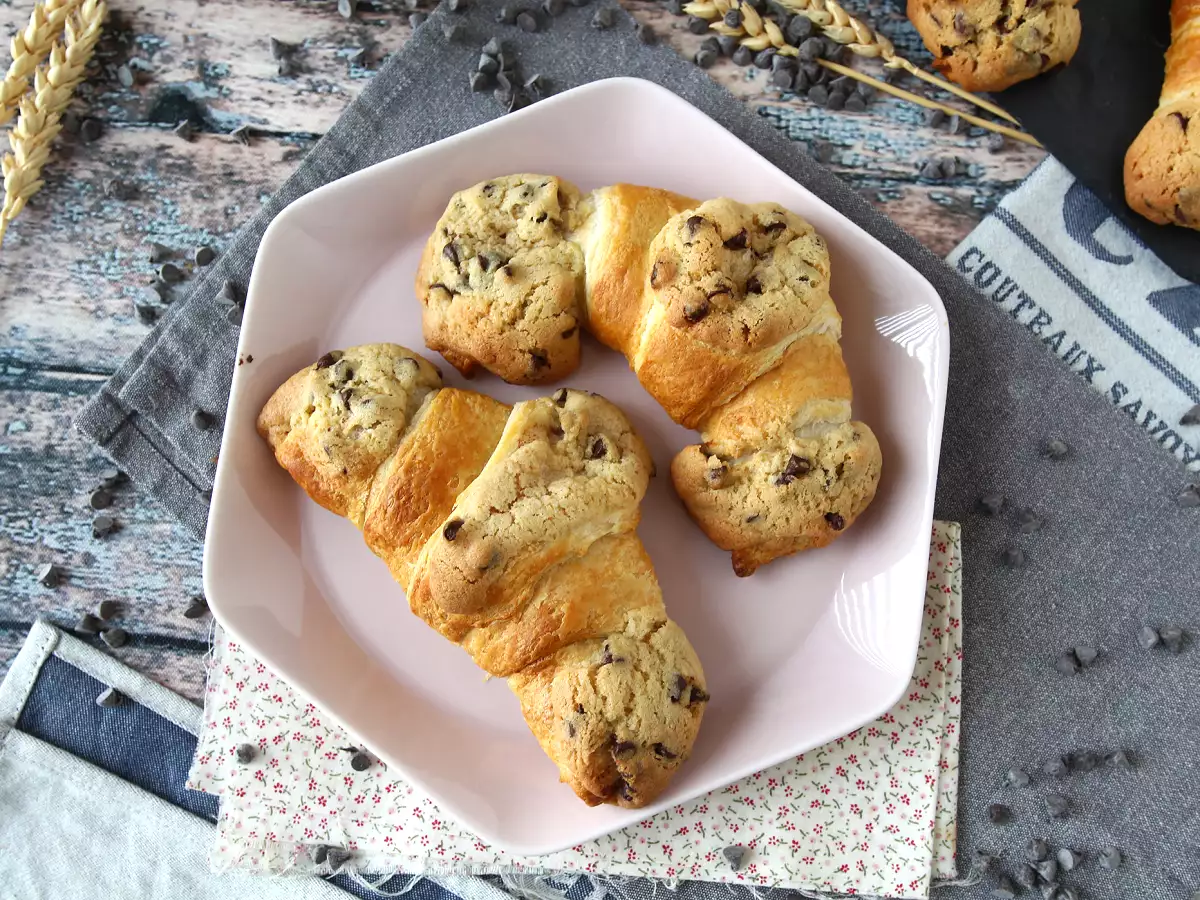 Mimoriadne gurmánske, superjednoduché crookies. Dokonalá kombinácia croissantu a sušienky! - foto 5