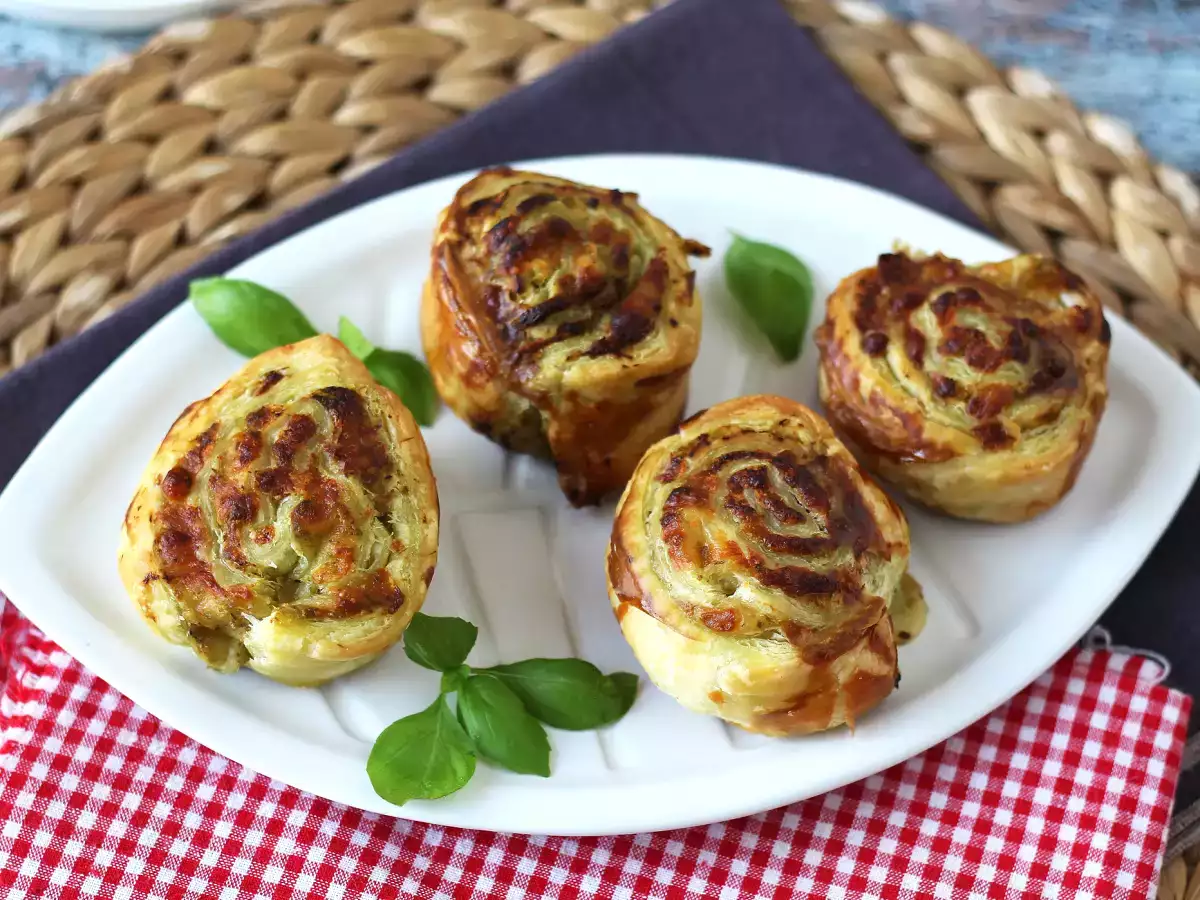 Mozzarella pesto lístkové pečivo s fritézou, hotové za 15 minút! - foto 2