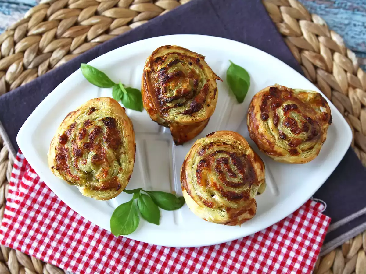 Mozzarella pesto lístkové pečivo s fritézou, hotové za 15 minút! - foto 5