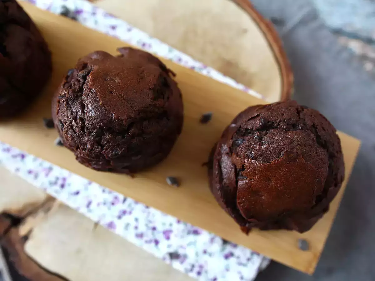 Najlepšie čokoládové muffiny: obrovské a vlhké - foto 4