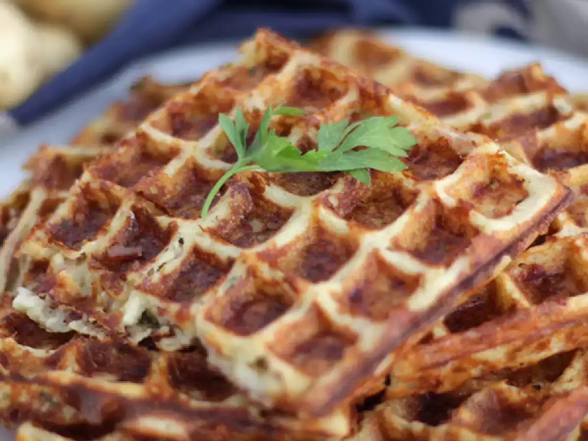 Oblátky so slaninou, comté a zemiakmi