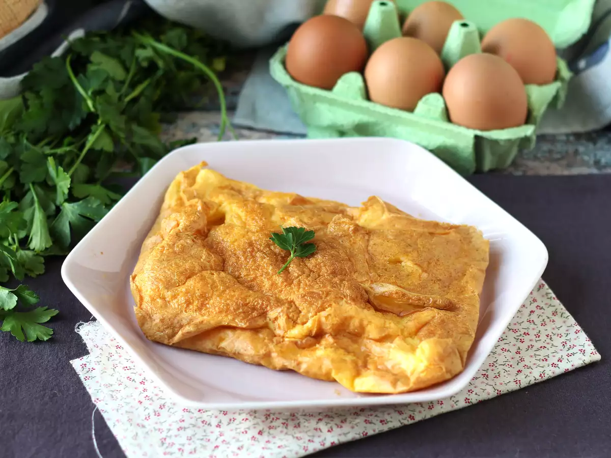 Omeleta vo fritéze, ľahký recept bez toho, aby ste v kuchyni niečo zašpinili! - foto 2
