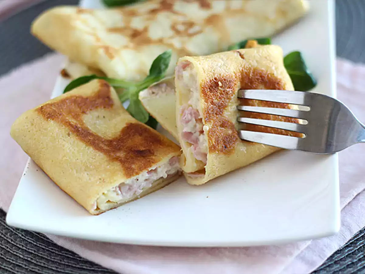 Palacinky plnené bešamelovou omáčkou, syrom a šunkou - foto 4