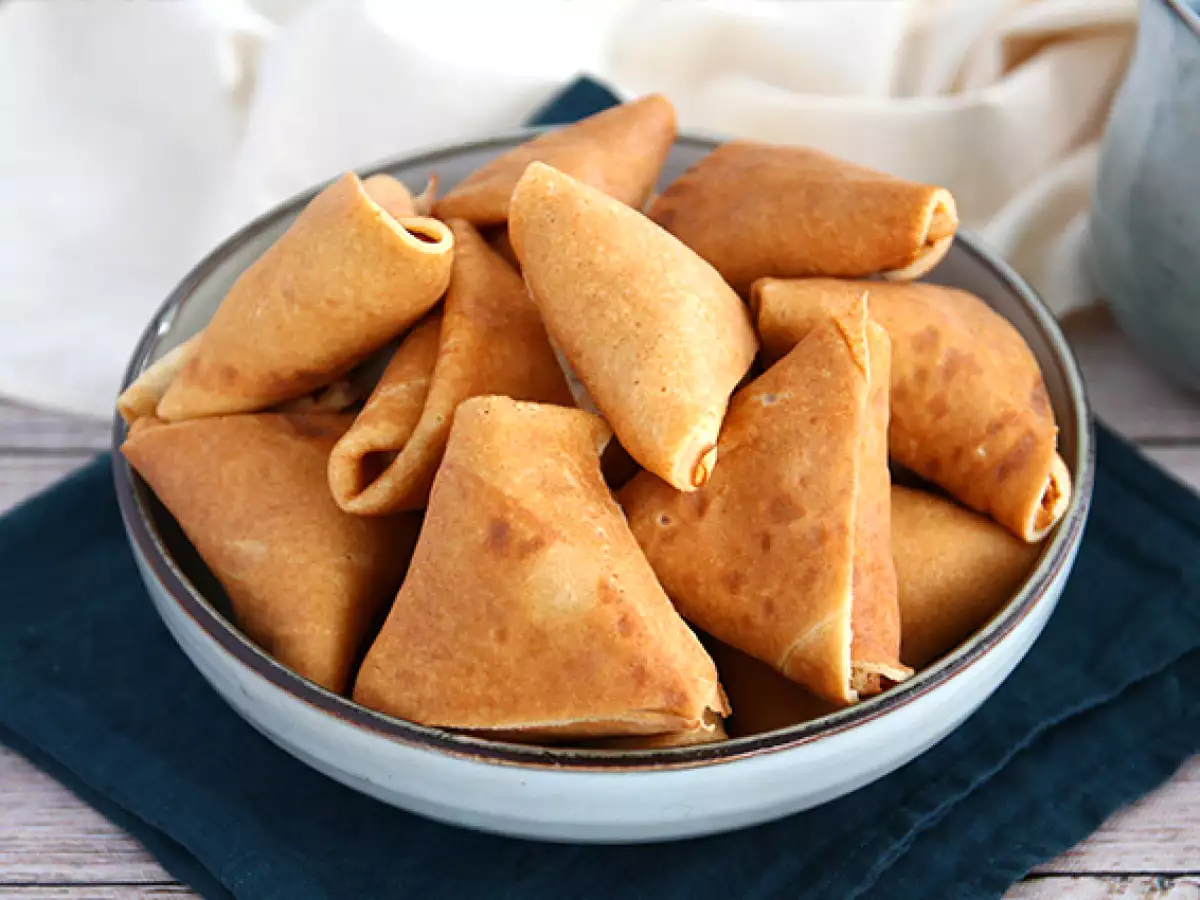 Palacinky Samoussas s karamelizovanými jablkami - foto 2