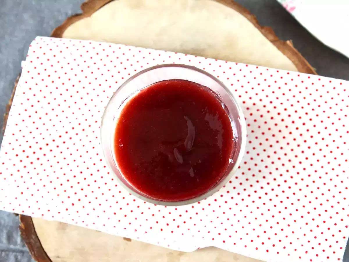 Panna cotta s bobuľovým coulis - foto 3