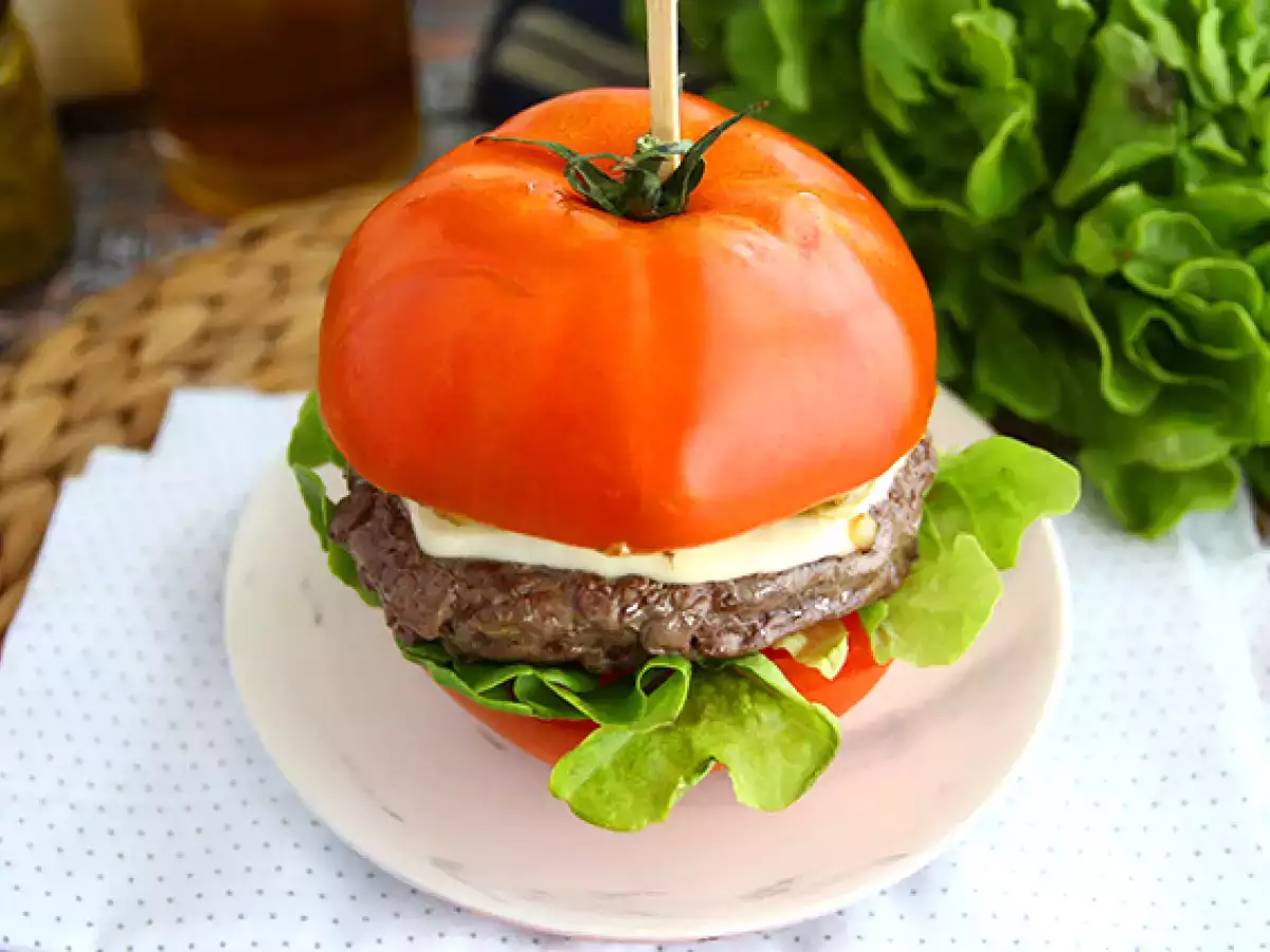 Paradajkový hamburger