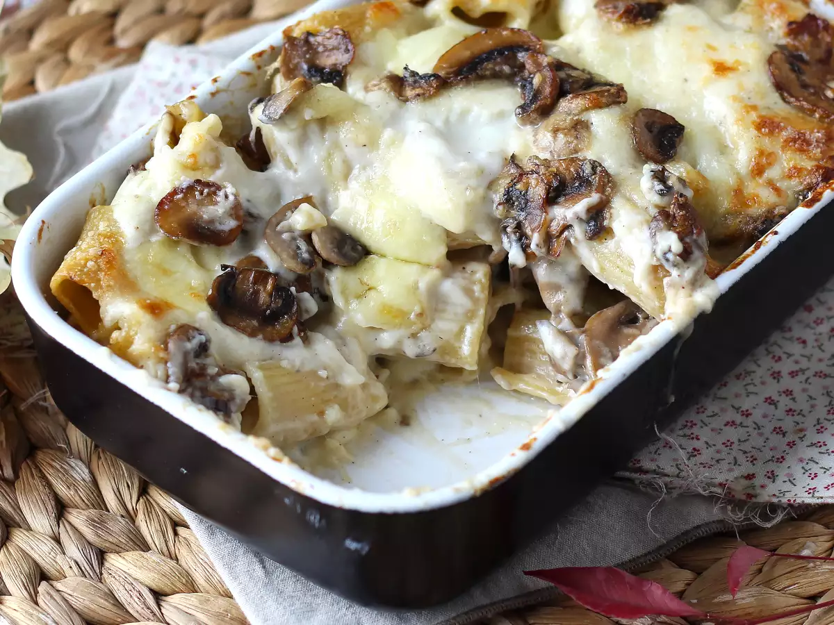 Pasta al forno ai funghi: dokonalý krémový a vláknitý recept na jeseň - foto 3
