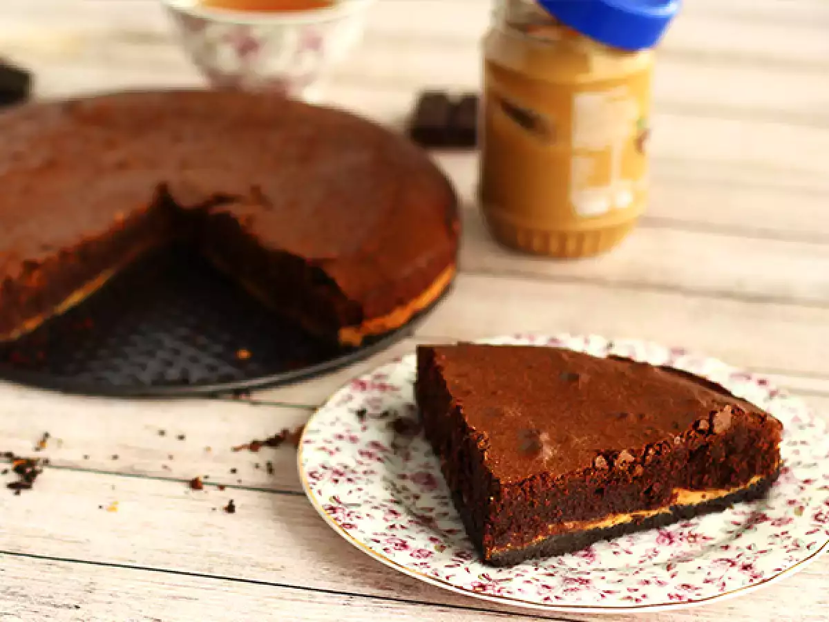 Peanut butter and Oreo biscuit brownie - foto 2