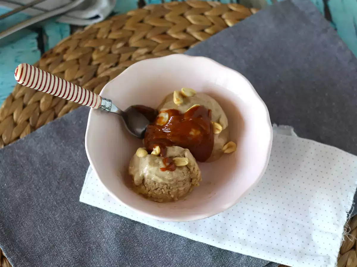 Pekný krémový banán, vegánska zmrzlina s banánmi! Žiadny zmrzlinovač - foto 5