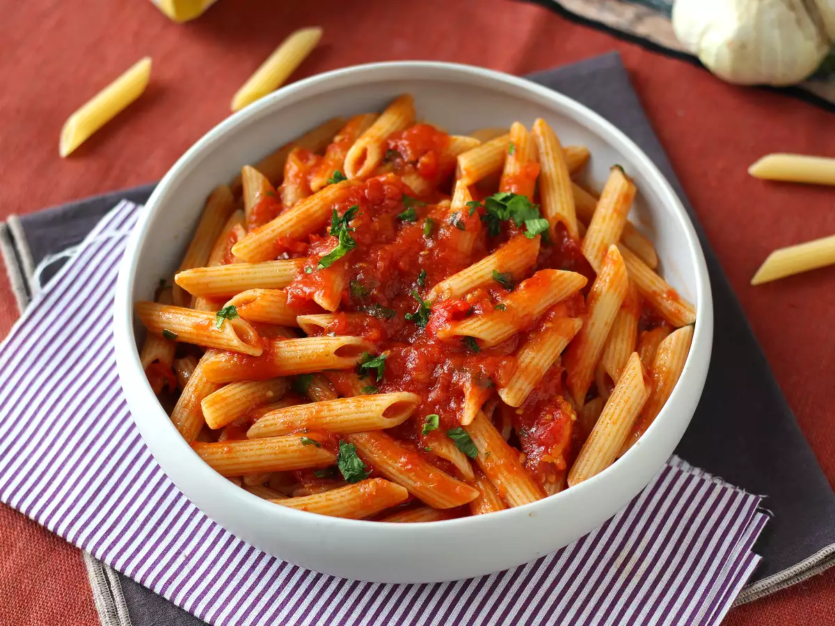 Penne all'arrabbiata: talianska klasika, ktorá zahreje pri srdci! - foto 2