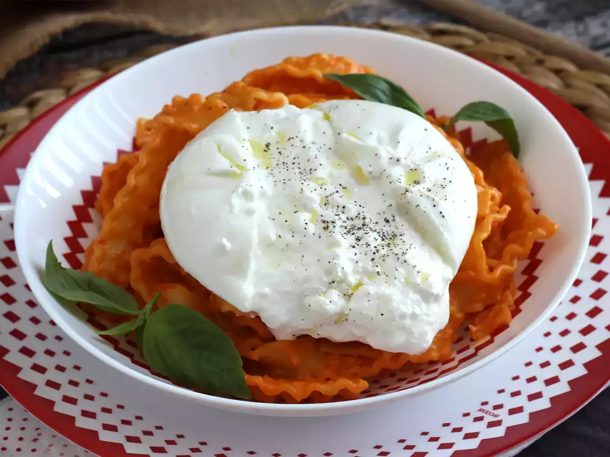 Pesto na kalábrijský spôsob s krémovým syrom burrata - foto 6