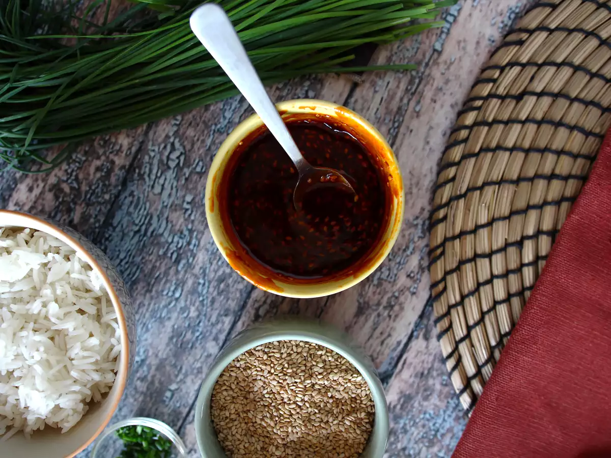 Pikantná kórejská omáčka gochujang na Bibimbap - foto 5