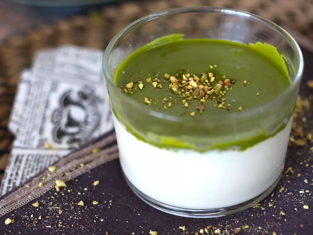 Pistáciová panna cotta, jednoduchý recept, ktorý všetci milujú! - foto 2