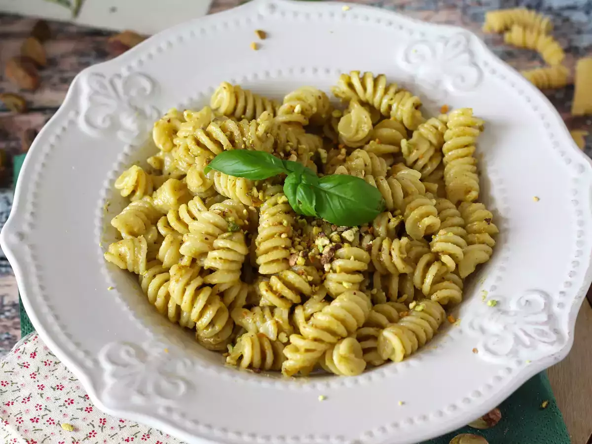 Pistáciové pesto, jednoduchá a chutná omáčka - foto 7