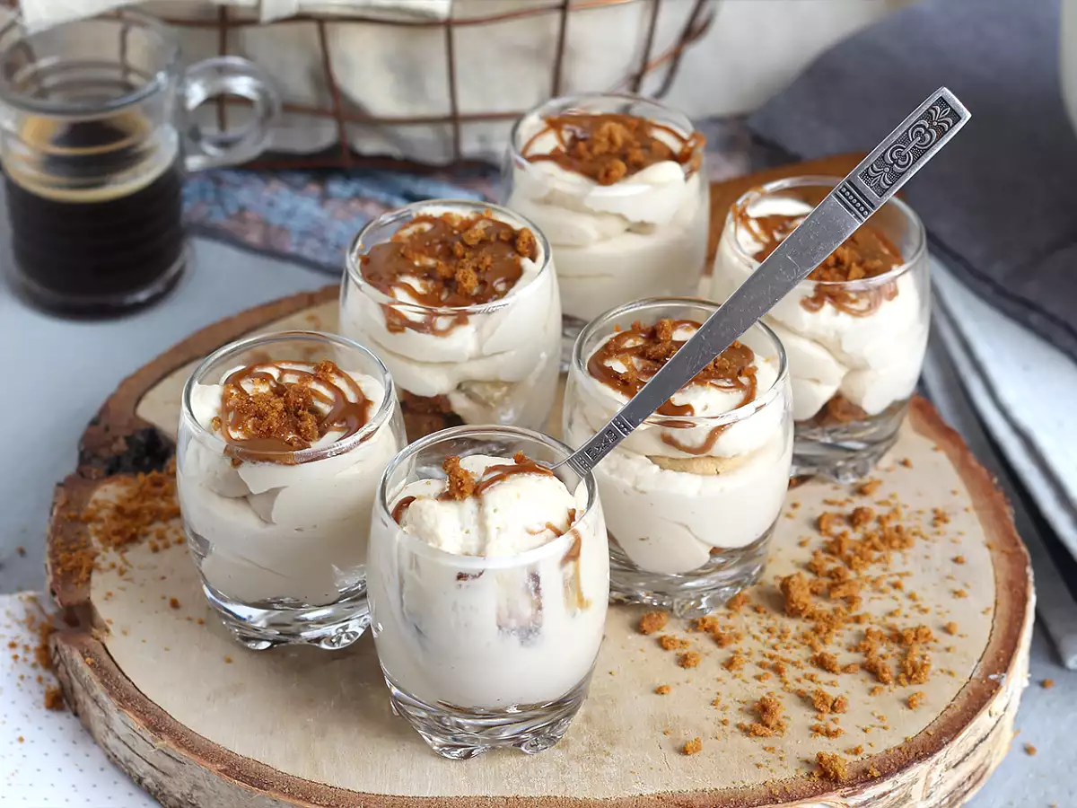 Poháriky s penou Speculoos