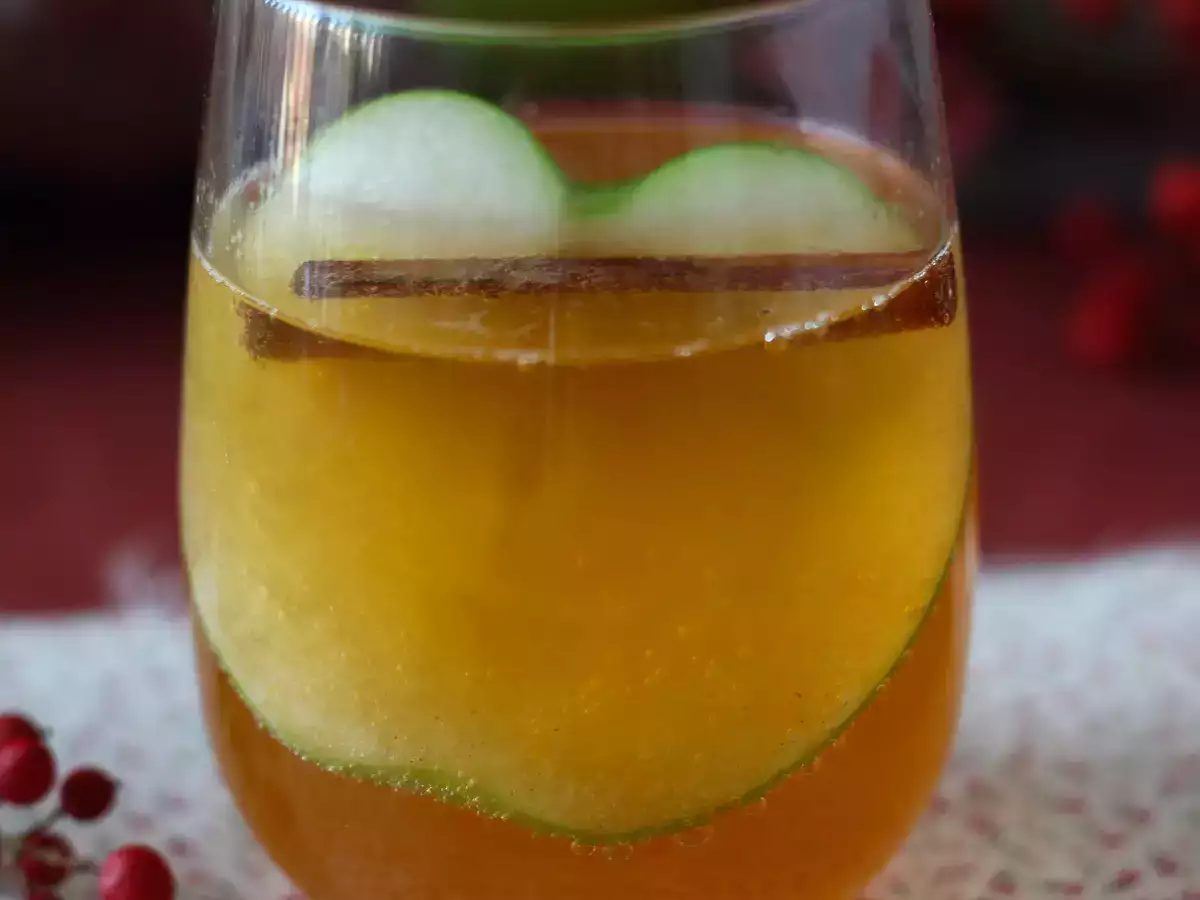 Pumpkin Spritz, pikantný koktail s tekvicovým sirupom! - foto 2