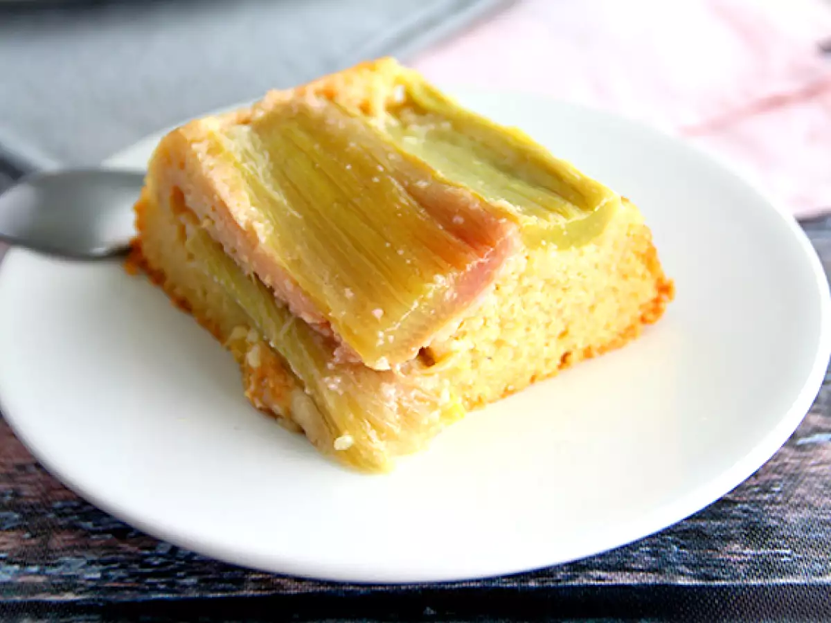 Rebarborový obrátený koláč - foto 3