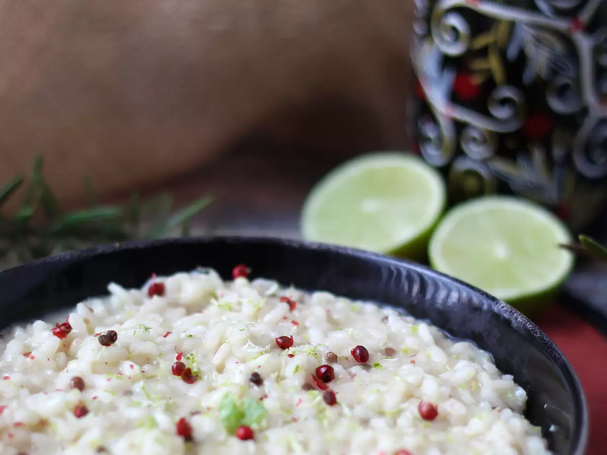 Rizoto s vápnom a ružovým korením: elegantný vegetariánsky recept na špeciálne večere - foto 7