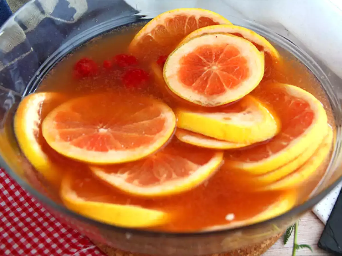 Ružová sangria s ružovým vínom - foto 2
