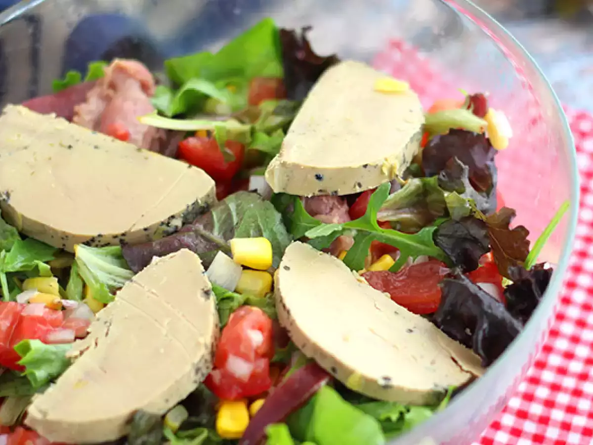 Šalát Landaise s foie gras (šalát Perigord) - foto 2
