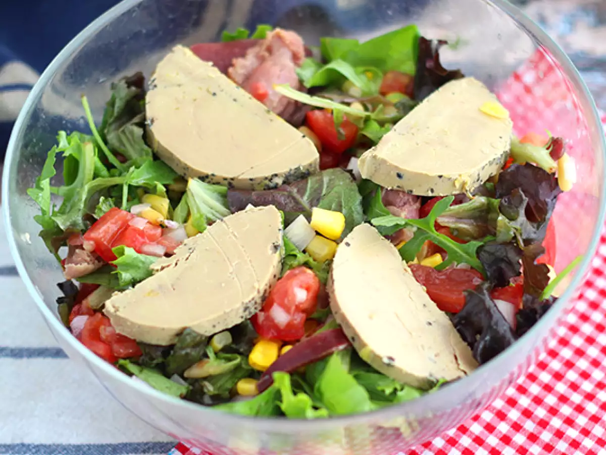Šalát Landaise s foie gras (šalát Perigord) - foto 3
