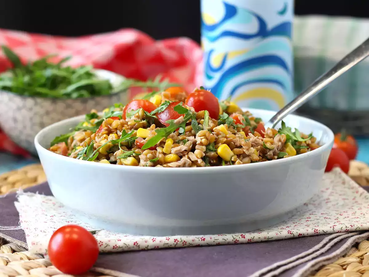 Šalát zo špaldy a tuniaka: ľahký, chutný a dokonalý celoročný recept - foto 3