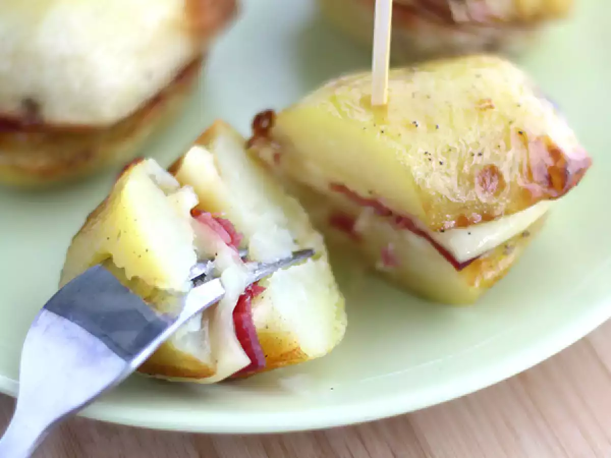 Sendvič so zemiakovým raclette - foto 3