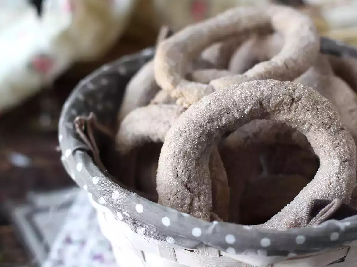 Šišky s červeným vínom: Babičkin recept, ktorý by mal poznať každý! - foto 3