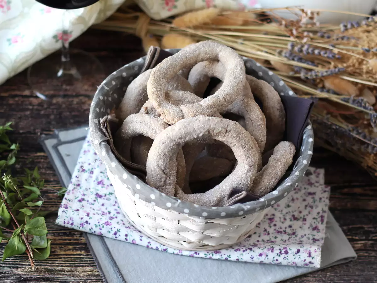 Šišky s červeným vínom: Babičkin recept, ktorý by mal poznať každý! - foto 6