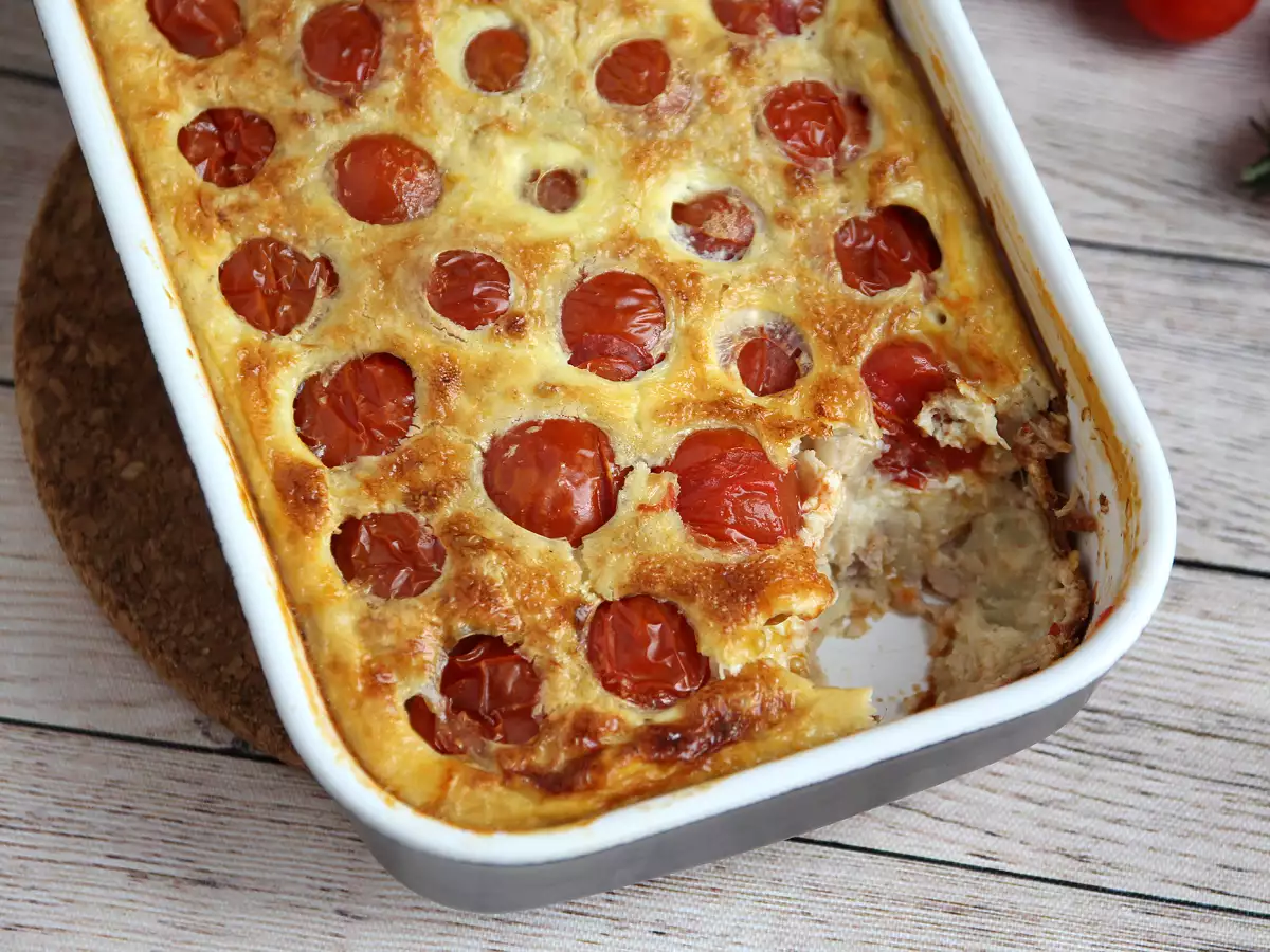 Slané clafoutis s cherry paradajkami a tuniakom - foto 4