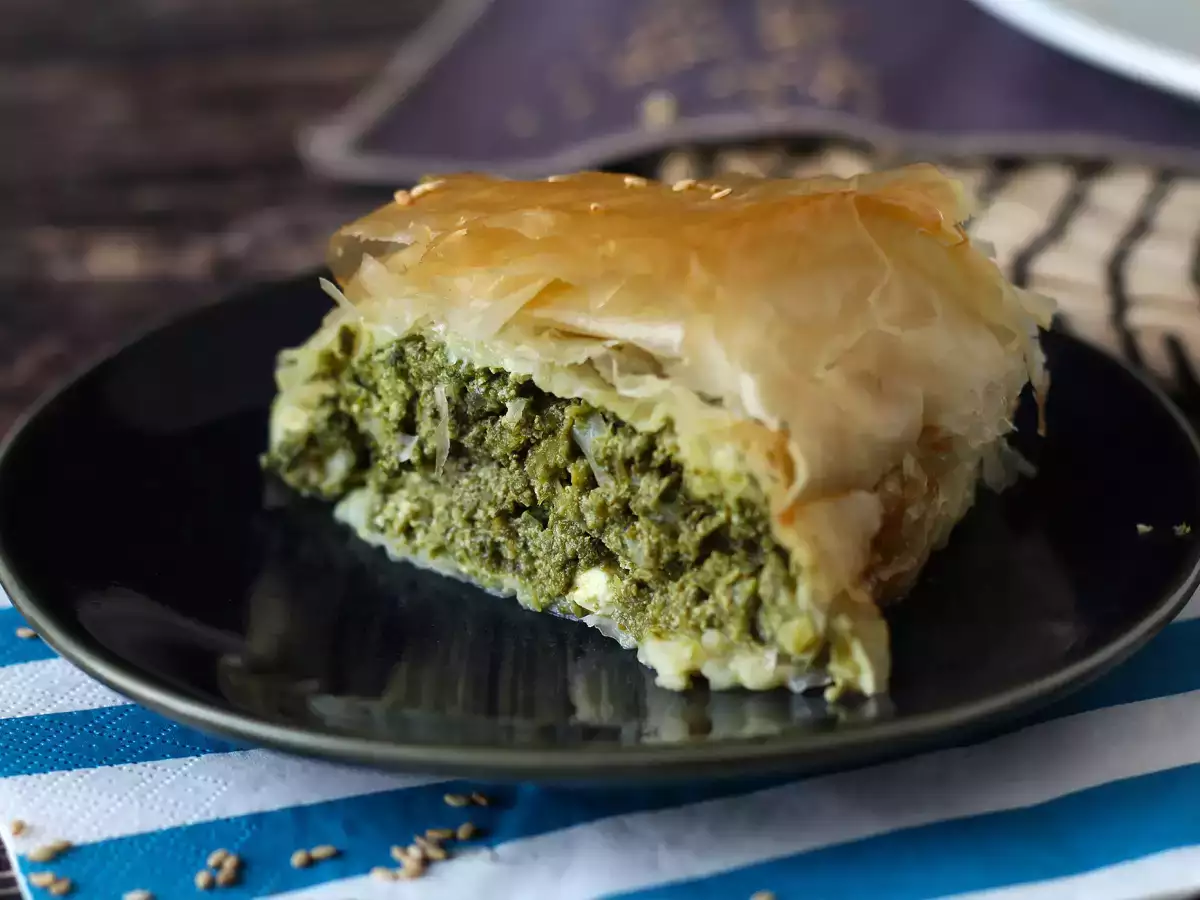 Spanakopita, veľmi jednoduchý grécky koláč so špenátom a syrom feta - foto 5