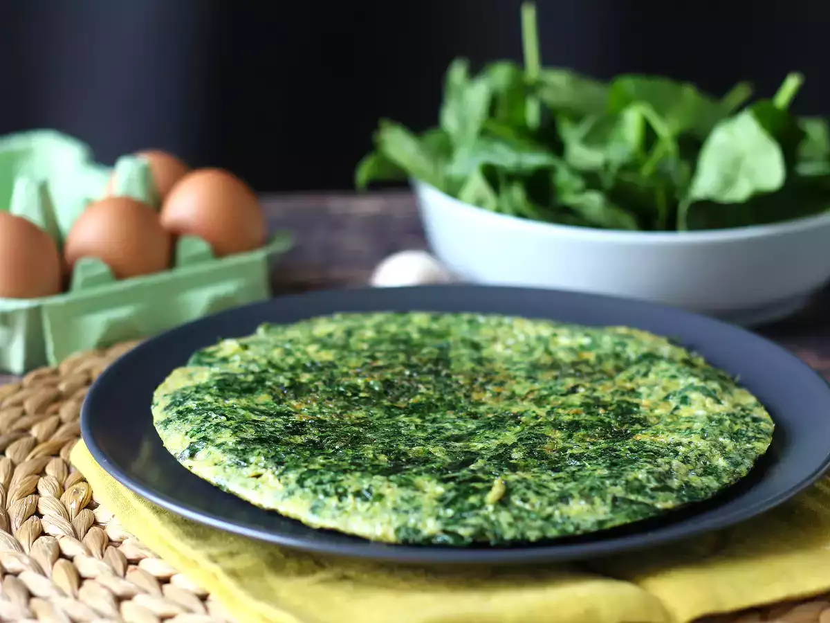 Špenátová omeleta, jednoduchý a chutný vegetariánsky druhý chod - foto 3