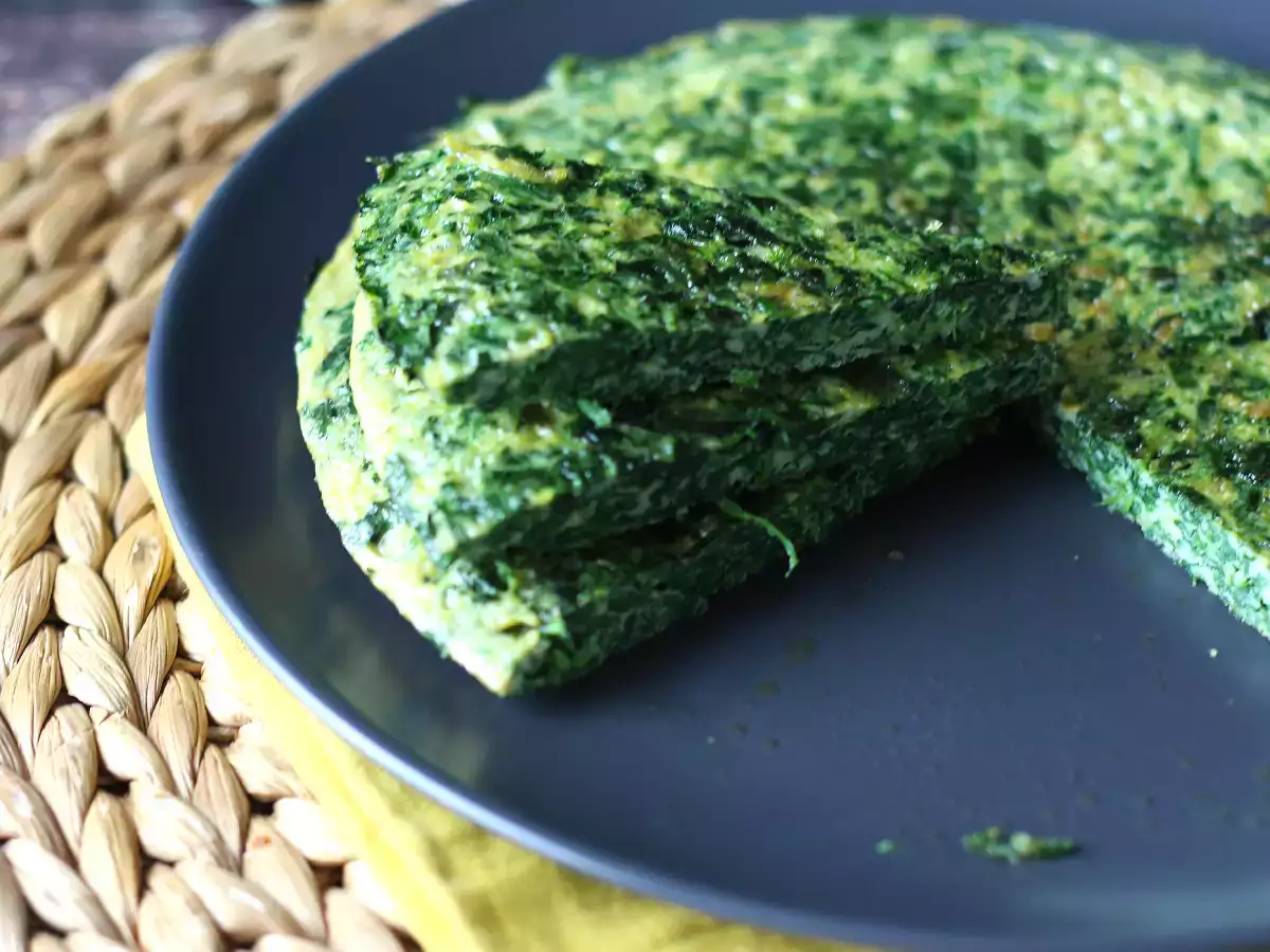 Špenátová omeleta, jednoduchý a chutný vegetariánsky druhý chod - foto 6