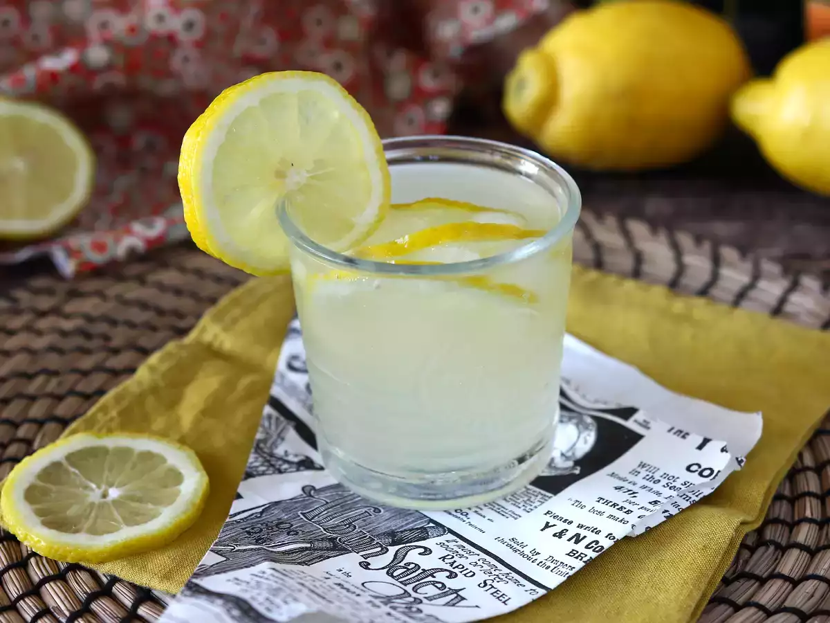 Spritz s limoncellom, dokonalý koktail na leto!