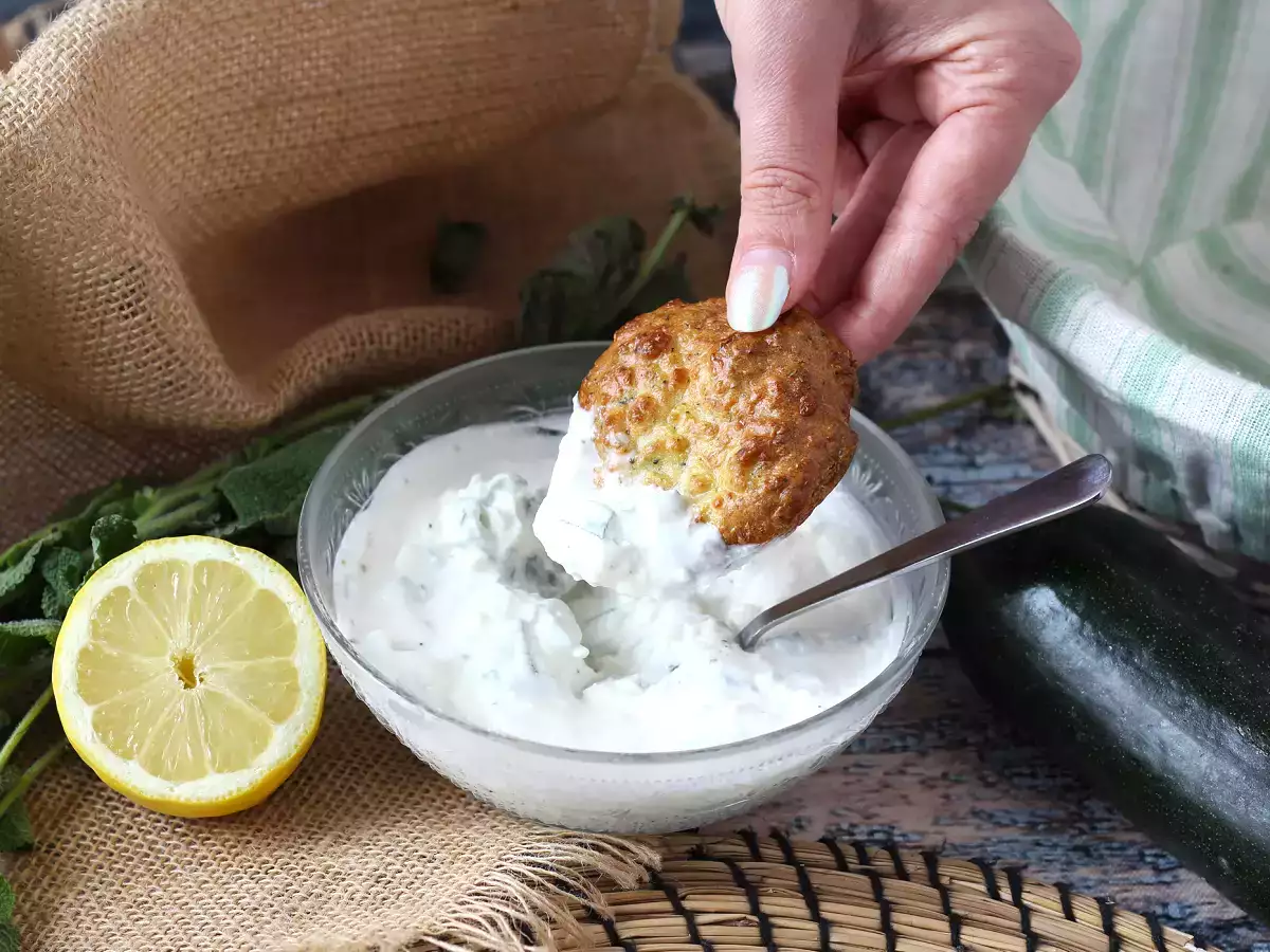 Super svieži jogurt, feta, citrón a mätová omáčka! - foto 2