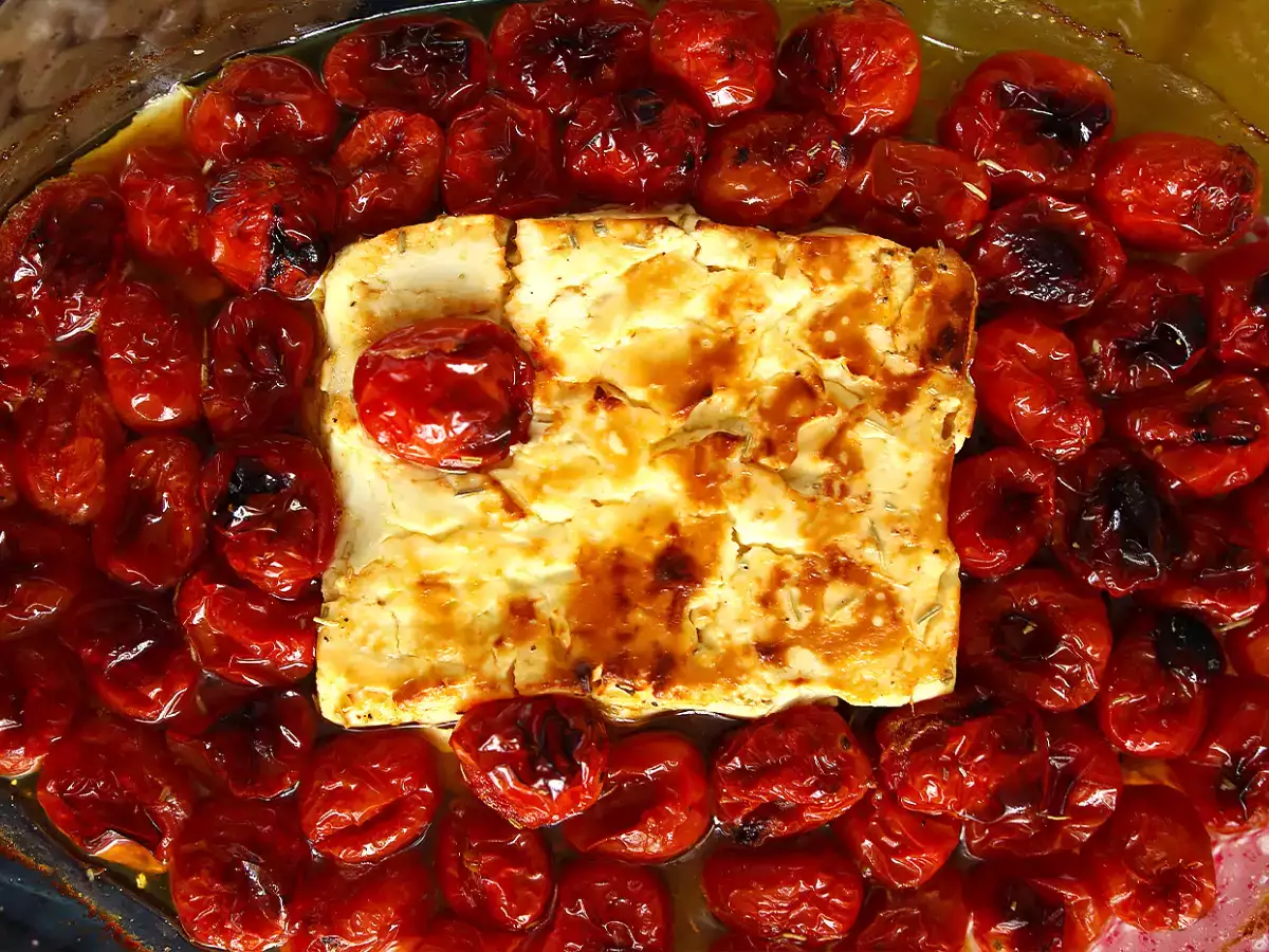 Tagliatelle feta cherry paradajky - pečené cestoviny s feta paradajkami - foto 3