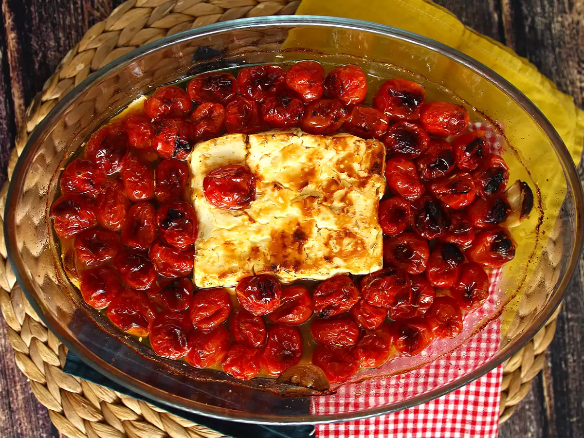 Tagliatelle feta cherry paradajky - pečené cestoviny s feta paradajkami - foto 4
