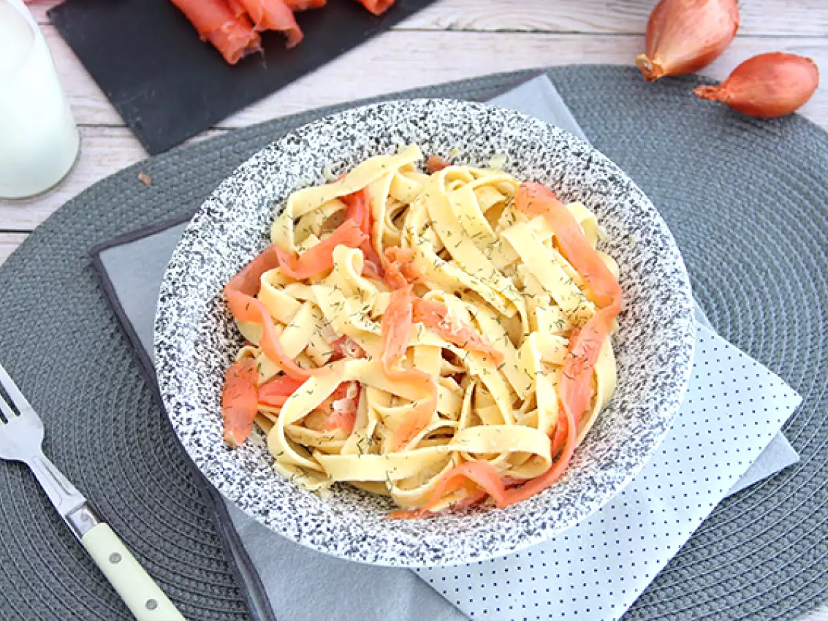 Tagliatelle s údeným lososom a kôprom - foto 5