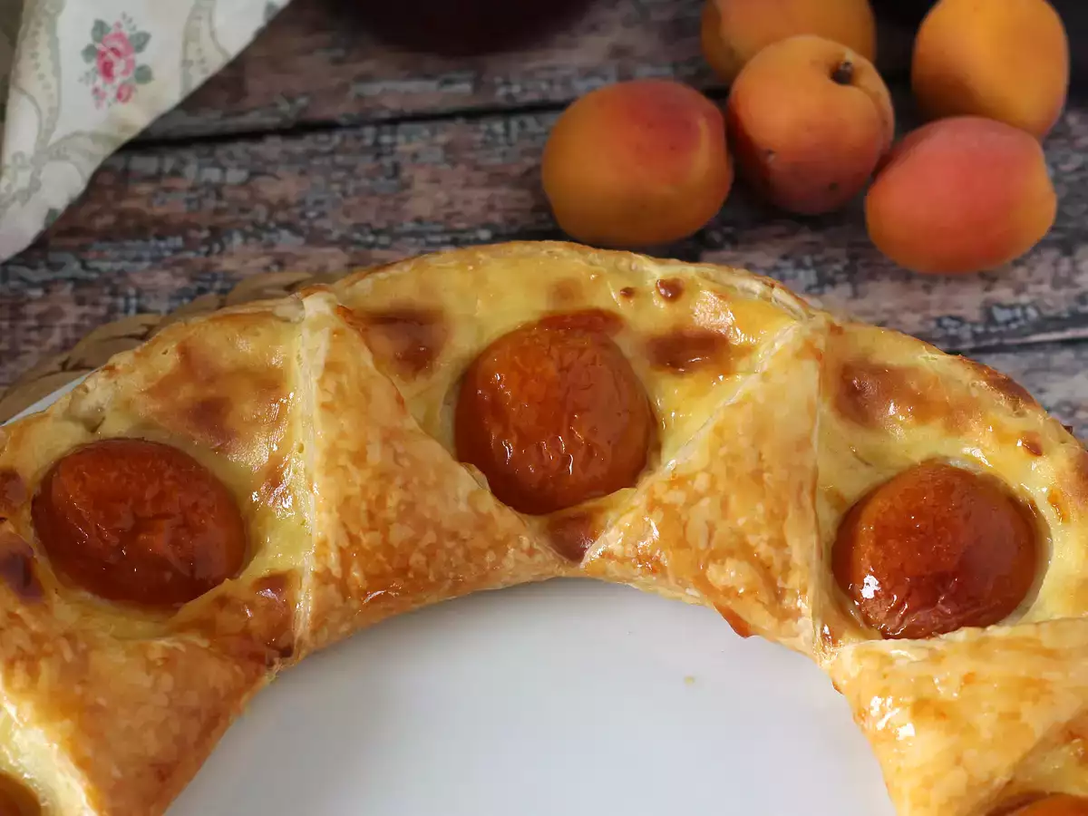 Tarte oranaise - lístkové cesto, puding a marhule - foto 3
