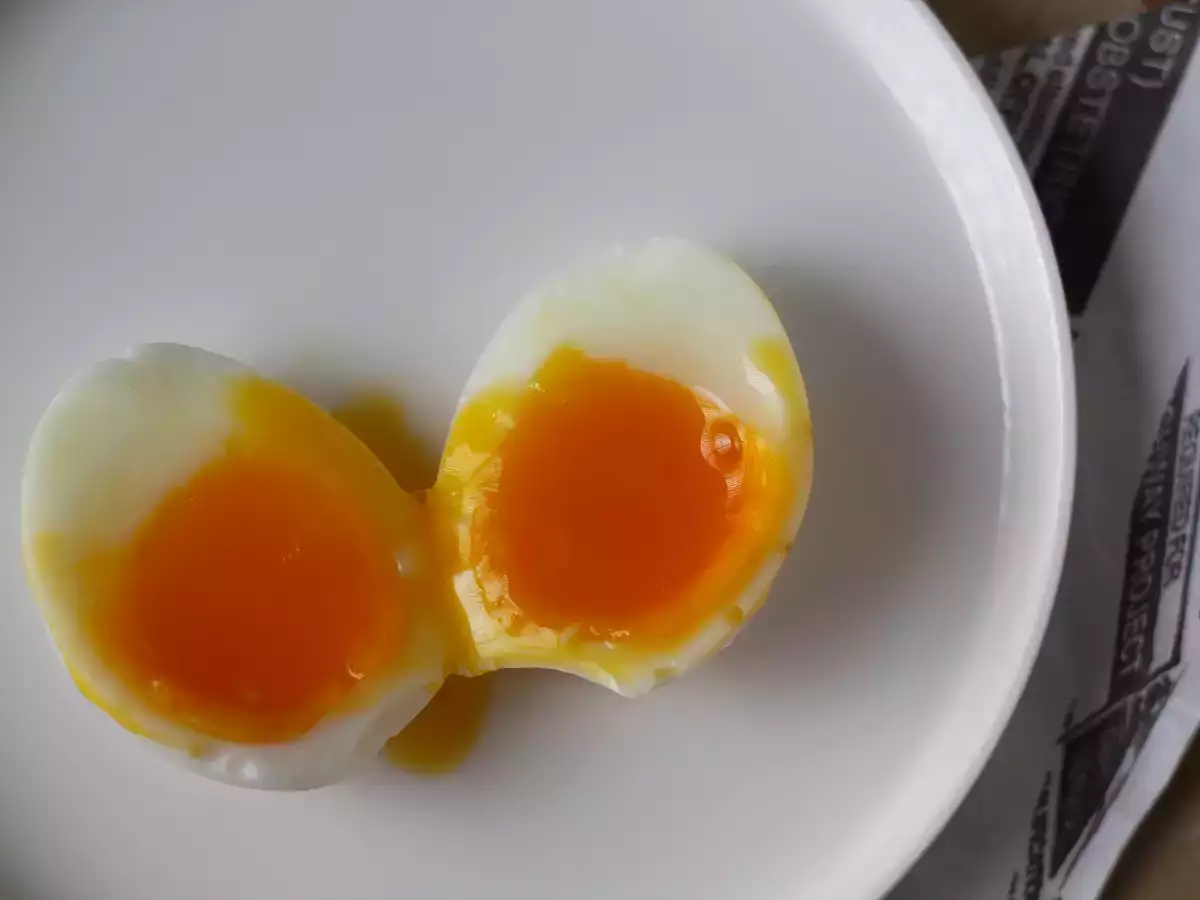 Vajíčka na mäkko s fritézou Air Fryer, spoľahlivý tip na dokonalé varenie! - foto 3
