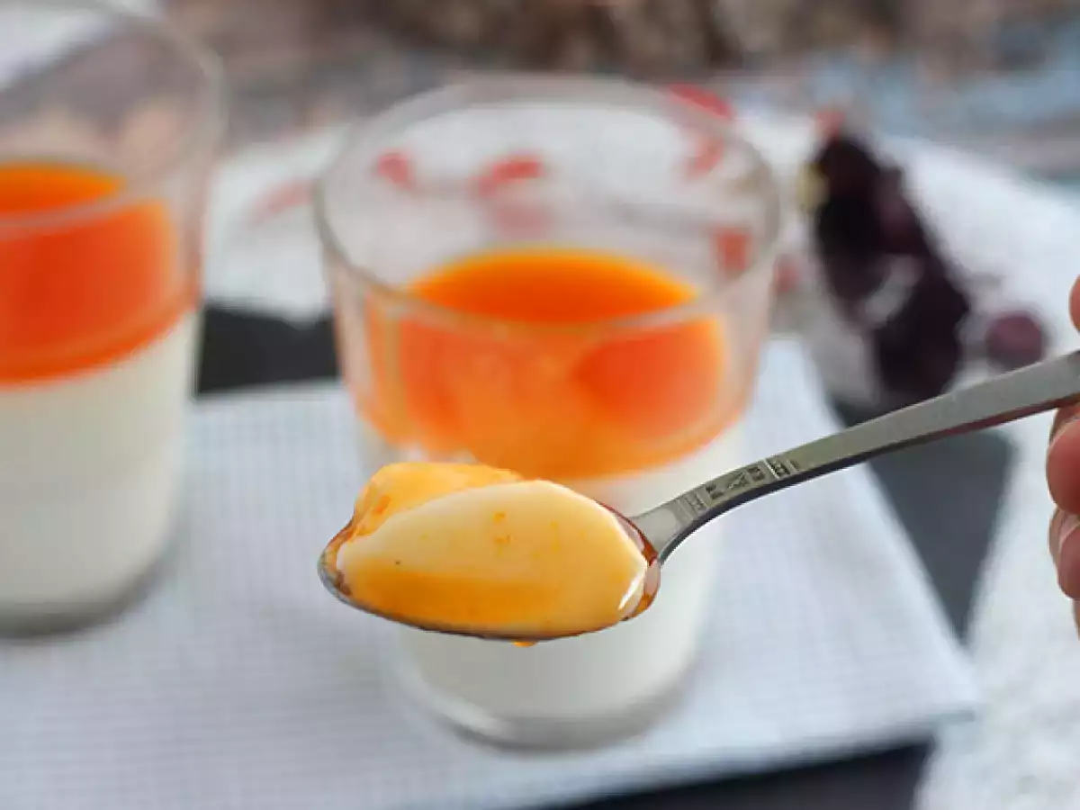 Vanilková panna cotta s marhuľovým coulis - foto 4