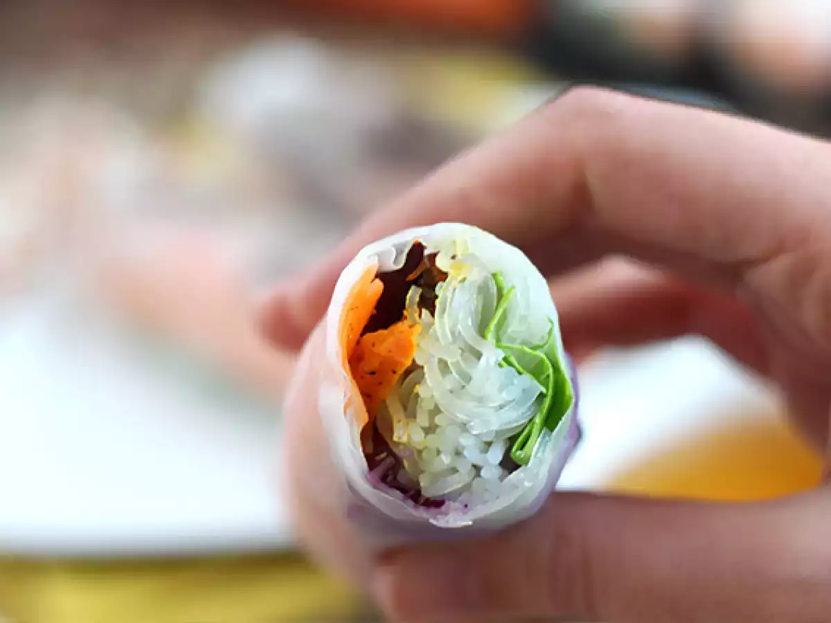 Vegetariánske jarné závitky - červená kapusta a sladké zemiaky - foto 5