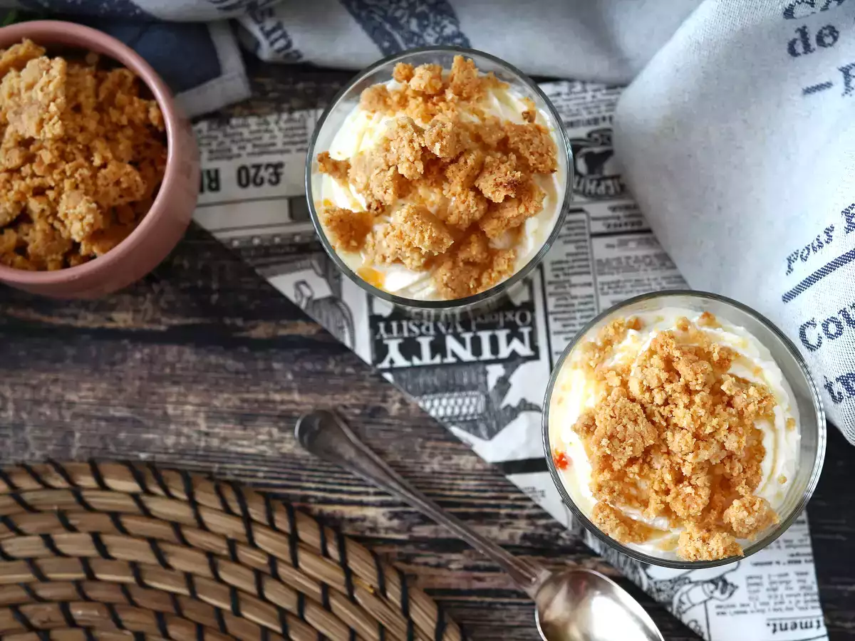 Vegetariánske verrines: hrachový krém, parmezánová omrvinka a mascarpone krém - foto 3